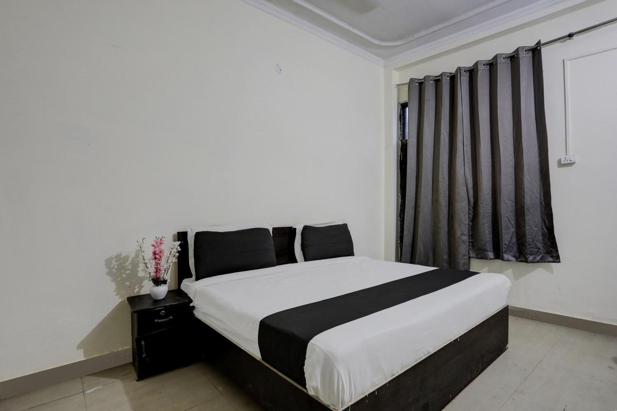Hotel O Thirty Inns Noida Zewnętrze zdjęcie